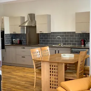 Lytham St Annes, A Spacious, High End, One Bedroomed 5 Lytham St Annes